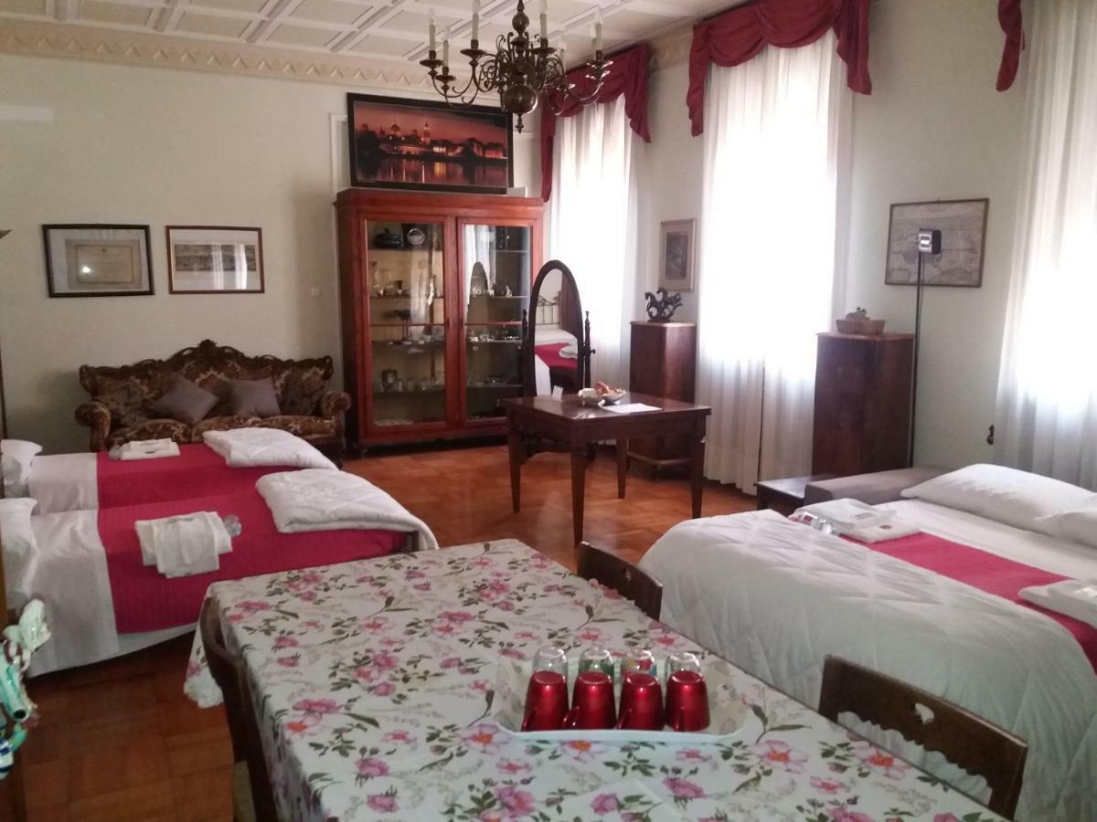 マントヴァ Da Selly Bed & Breakfast エクステリア 写真